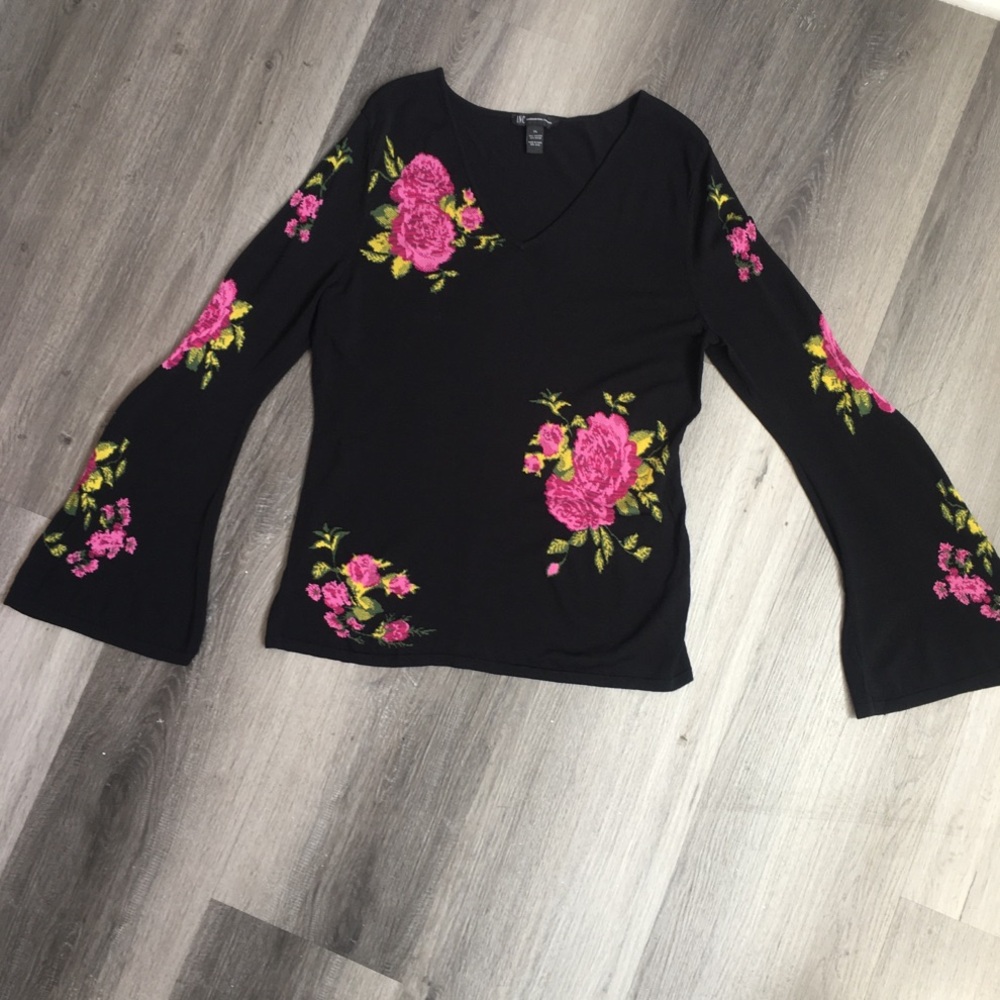 INC  Dramatic Sleeves Black V-Neck Sweater Pink Rose Embroidery - Picture 8 of 13